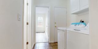 112 Greenwood Street Gallery 12