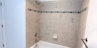 2BR Condo with Private Patio Near Discovery Park – Blue Heron Community Gallery 12