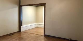 Great location in the heart of Bloomington! 5 Bedrooms Great location in the heart of Bloomington! 5 Bedrooms Gallery 16