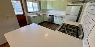 3 Bedroom - Upper Arlington Gallery 10