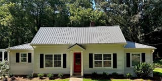 Freshly Renovated Athens Home | Pre-Leasing Fall 2027 Gallery 1