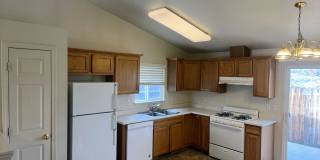 4106 Gordon Street. Cute duplex in North Carson City. Central A/C Gallery 5
