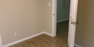 Beautiful Home Located in Old Town North Gallery 13