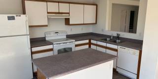 Move-In Special! Updated 3BR Home in Surprise – 2 Weeks Free Gallery 6