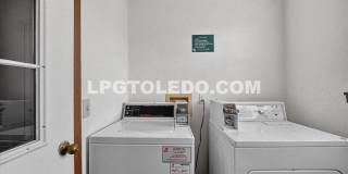 1220 Bedford Woods Dr.-16 Gallery 19