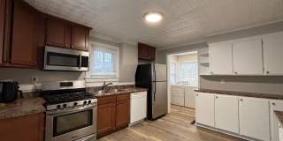 4 Bedroom 2 Bath Single Family Home W/Garage! Gallery 13