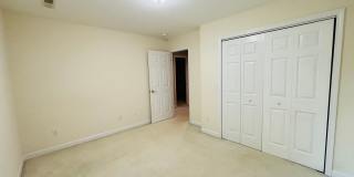 * RE-RENTAL AVAILABLE 7/15/26 * 3 Bedroom 2.5 Half Bath Townhouse with 2 Car Garage Gallery 4