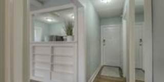 722 W 37th St - 3 Gallery 34