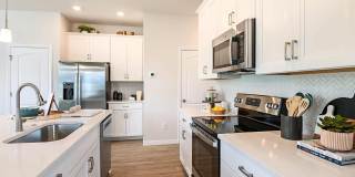 Lake Meadow Landing Gallery 7
