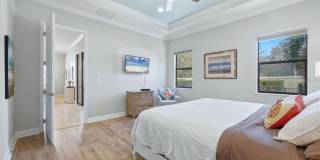 5423 TITLE ROW DRIVE Gallery 25