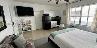 3700 Collins Ave Gallery 5