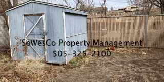 Cute 3 Bedroom Home with beautiful Kitchen Gallery 9