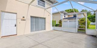 1542 N Lawnwood Circle Gallery 1