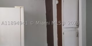 1517 Logan Gallery 4