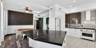 6932 E Pearl Street Gallery 3