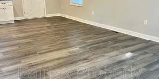 721 Liberty Street Gallery 4