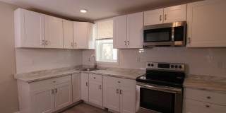 1631 Dyre Street Gallery 1