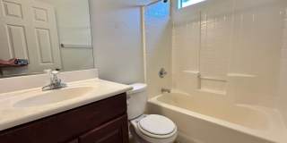New Remodel 3 bedroom, 2 bathroom Gallery 19