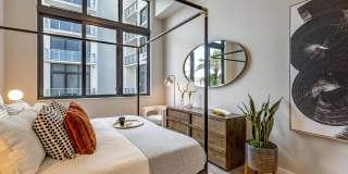 The Registry Las Olas Gallery 80