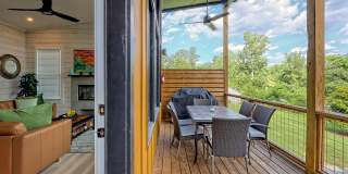 122 Cannon St Gallery 19