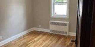 10-01 154 Street Gallery 6