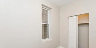 2039 North Honore St. Gallery 8