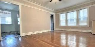1452 W Winnemac Ave Gallery 1