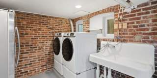 Glover Park Townhome | 4 Bed | 3.5 Bath | 2,500 Sf | Large Front Porch & Fenced-In Backyard w/ Deck Gallery 36