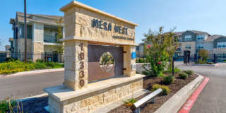 Mesa West Gallery 28