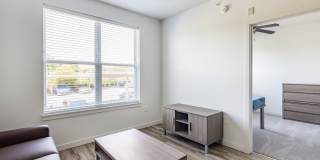 Hawks Landing Apartments - Co-Living Gallery 41