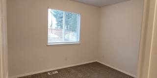 CDA Place Neighborhood- 4 bed with basement, cul de sac Gallery 23