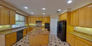 1692 Woodhaven Cir. Gallery 71