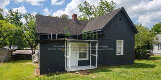 705 Barnesville Street Gallery 1