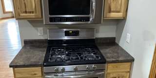 1217 1/2 5th Avenue Gallery 1