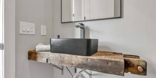 2130 W 42nd Street Gallery 16