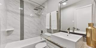 The Lantern Gallery 11