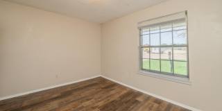 1118 CRESCENT LANE Gallery 24