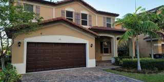 156 SE 21st Ter Gallery 1