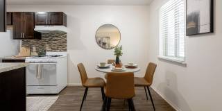 Meadowbrook Village Gallery 8