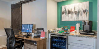The Jaunt Gallery 16