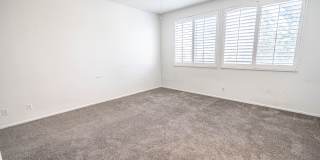 4 Bedroom Oaklane Townhome in Santa Clarita! Gallery 15