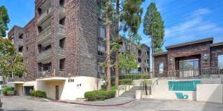 Coming Soon Mission Valley Beautiful Woodspring   Top Floor Condo Gallery 1