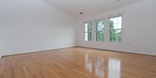 13559 FLOWERFIELD Gallery 12