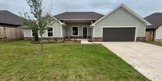 Wonderful 4 Bed 2.5 Bath Home in Norman Gallery 1