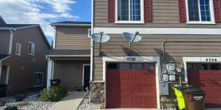 3 Bed 3 Bath Townhouse with a 1 Car Attached Garage!! Gallery 1