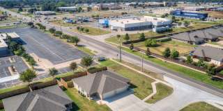 Pet-Friendly 3-Bed Home – Move-In Ready with Garage Gallery 41