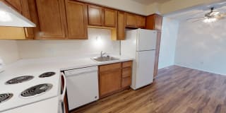 Sterling Commons Gallery 15