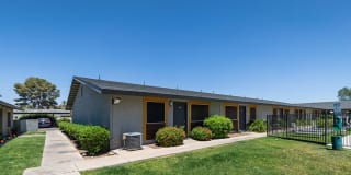 Parq on 50th Gallery 38