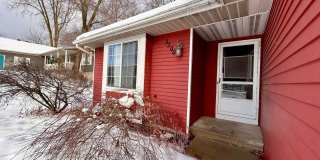 Four Bedroom Duplex in Kentwood - $400 OFF 1st Month! Gallery 1