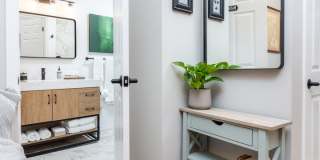 Fully Furnished Cottage by Yale Gallery 29